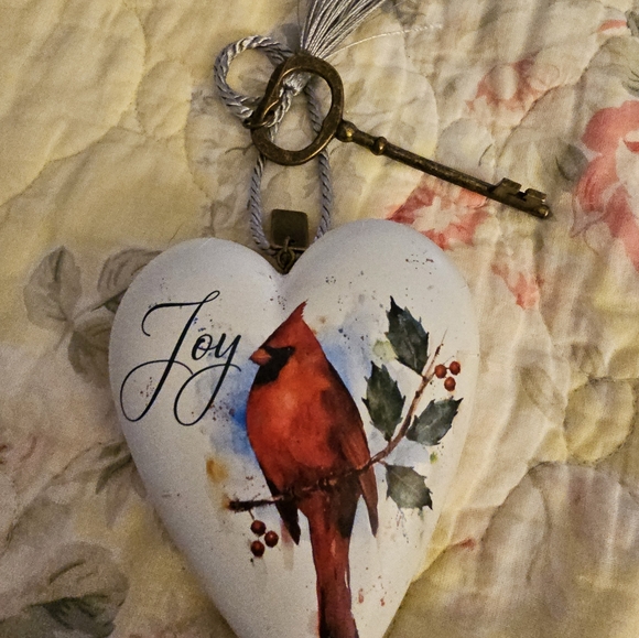 Dean Crouser joy cardinal ornament or knick nac - Picture 4 of 4